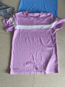 Bundle of 6 men’s  t-shirts
