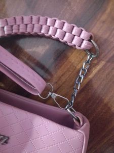 Chic Pink Crossbody Bag❤️