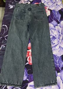 Grey Washed Wide Leg Jeans | High Waist | Trendy F