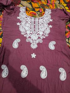 Embroidered Kurta with Paisley Motifs
