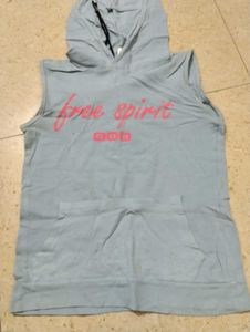 Sleeveless Hoodie "Free Spirit" Graphic Tee