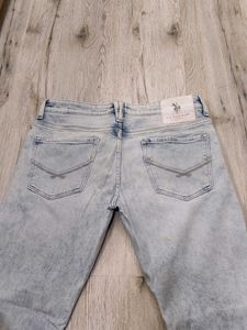 Ma5962 U. S. Polo Assn jeans waist 34 inches