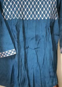 Blue Embroidered Kurta