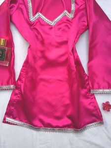 Hot pink Dori neck corset kurti 🩷