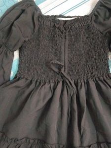 Black Tiered Puff Sleeve Dress🖤✨