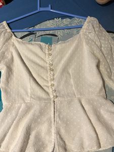 Missamore Size M Super Cute White Top New