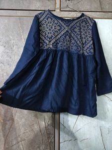 Navy blue Top
