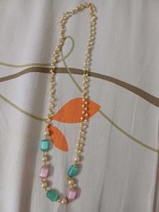 Elegant Pearl and Gemstone Necklace Set