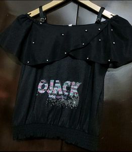 Black⚫ Top For 6- 8 Year Girl