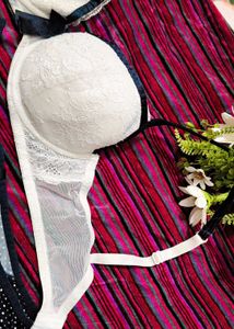 Elegant Lace Bra with Bow Detail&amp; brief 👍