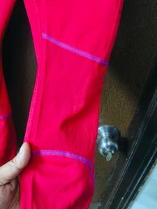Nike Pink Active Leggings new never used