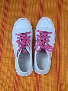 White Canvas Sneakers with Pink Laces