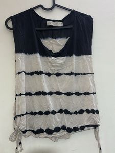 Tie-Dye Sleeveless Top with Open sides