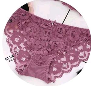 Lace Bra &amp; Panty Set