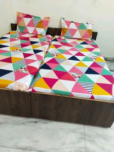Vibrant Geometric Print 2 single Bedding Set