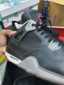 Air Jordan 4 Retro