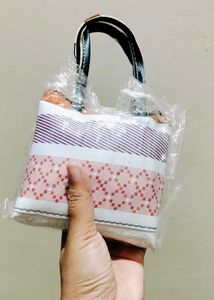 Seal pack Chic White Zara Handbag