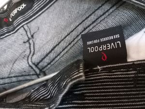 Black trouser pant style self lines jeans