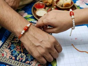 BEAUTIFUL RAKHI COMBO