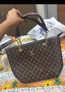 combo of 2 perfume and a bag