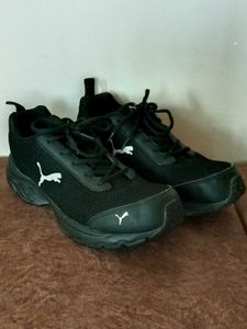 Puma Black NRGY Comet Running Shoes