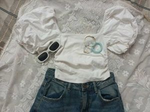 Chic White Puff Sleeve Crop Top