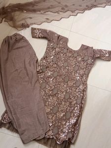Pakistani Suit