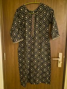 Stylish Black Printed Kurta Pant Set L size
