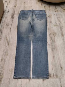 Ma5272 Cantabil jeans waist 32 inches