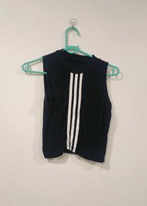 Sleek Black Cropped Ribbed Tank Top
