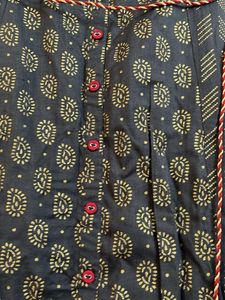 Stylish Sleeveless Printed Kurta