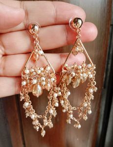 Dangle Earrings with Pearls