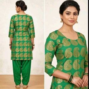 🌹😊Elegant Green Patiala Suit