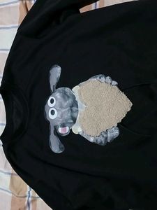 Shaun the Sheep Graphic Sweatshirt