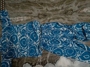 Blue &amp; White Printed Cord Set