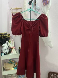 Maroon Puff Sleeve Flare Dress (XS)