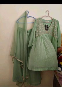 Elegant Mint Green Embroidered Kurta Set