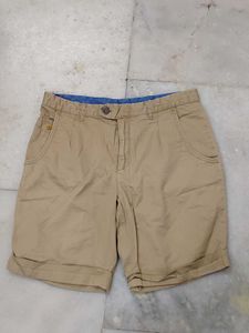 zara Khaki Shorts