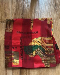 Buy-Set of 2 Scarf get one free