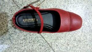 Chic Red Flats