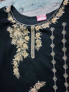Elegant Black &amp; Gold Embellished Top
