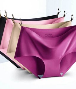 Pack of 4 Seamless high rise Briefs