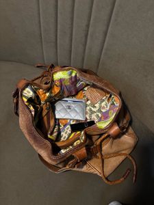 FOSSILS Stylish Embossed Leather Shoulder Bag