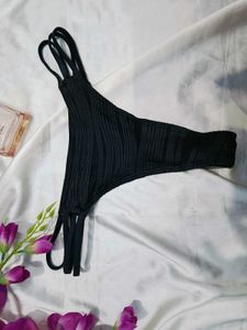 🇳🇿💫🎀Stylish Black Thong Panty