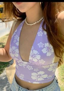 H&M Women’s Lilac Halter Neck Crop Top
