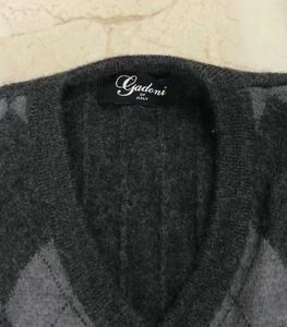 BOYS SLEEVELESS SWEATER