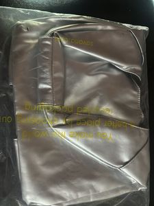 Chic Silver Bow Detail Handbag