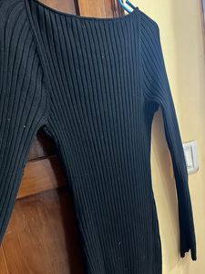 Chic Black Ribbed Midi Dress