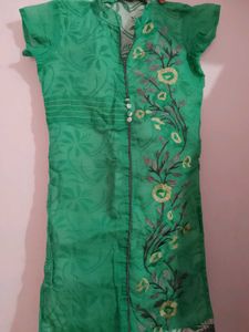 Green Embroidered Kurta
