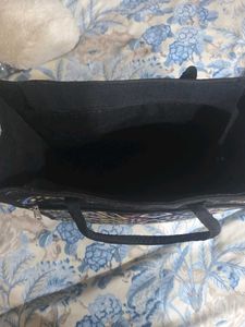 black multi tott bag